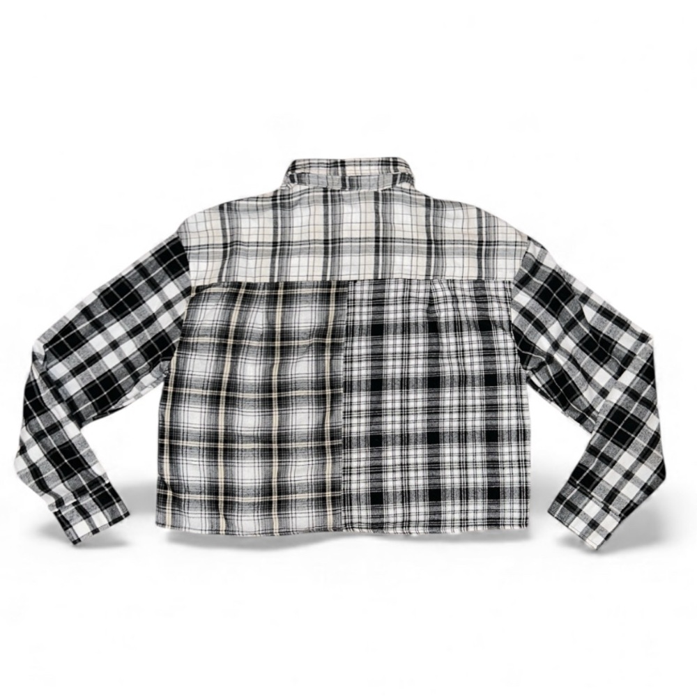 Forever 21 Multi Patchwork Plaid Cropped Flannel … - image 7